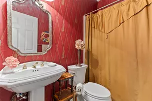 51 Oak Hollow Cir, Lake Jackson, TX 77566 - Photo 21