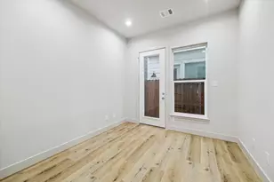 5221 Hillman St, Houston, TX 77023 - Photo 17