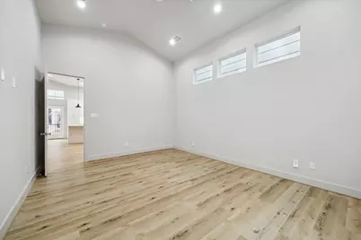 5221 Hillman Street #B, Houston, TX 77023 - Photo 13