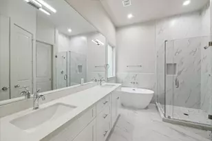 5221 Hillman St, Houston, TX 77023 - Photo 13