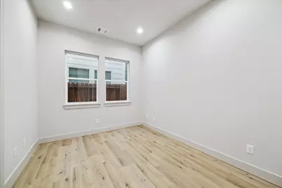 5221 Hillman Street #B, Houston, TX 77023 - Photo 21