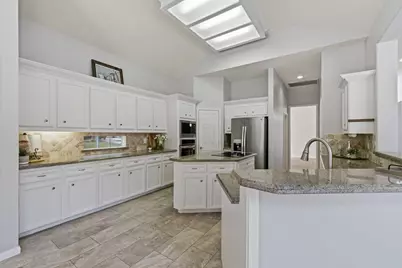 5602 Lofty Magnolia Court, Houston, TX 77345 - Photo 15