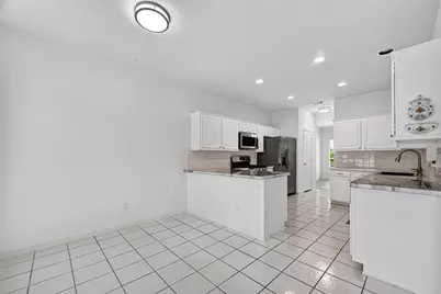 1253 El Camino Village Drive, Webster, TX 77058 - Photo 15