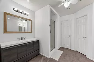 1253 El Camino Village Dr, Webster, TX 77058 - Photo 31