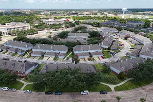 1253 El Camino Village Dr, Webster, TX 77058 - Photo 39