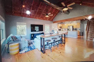 3813 Pirates Beach Cir, Galveston, TX 77554 - Photo 5