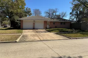 10302 Belfast Rd, La Porte, TX 77571 - Photo 5