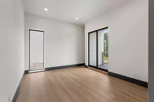5110 Glenmeadow Dr, Houston, TX 77096 - Photo 35