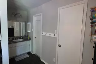 1406 Ashwood Dr, Sugar Land, TX 77498 - Photo 17