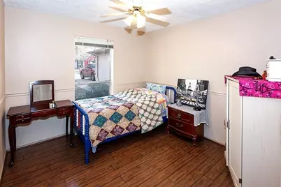 5910 Country Place, League City, TX 77573 - Photo 11