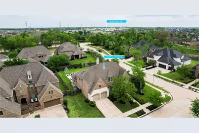 9819 Mount Shasta, Missouri City, TX 77459 - Photo 1