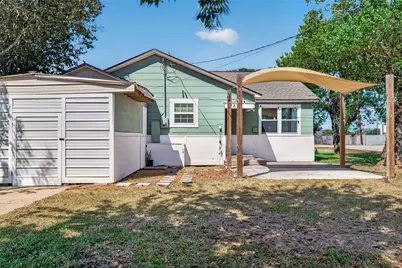 1403 N Avenue F, Freeport, TX 77541 - Photo 19