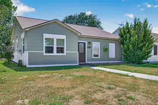 1403 N Avenue F, Freeport, TX 77541 - Photo 1