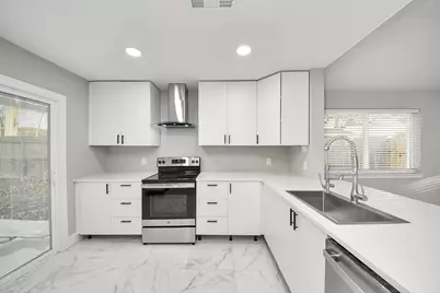 3842 Westmeadow Drive, Houston, TX 77082 - Photo 19