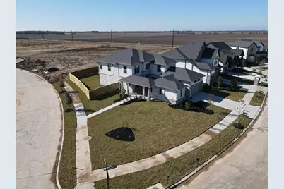 10718 Midnight Court, Richmond, TX 77469 - Photo 3