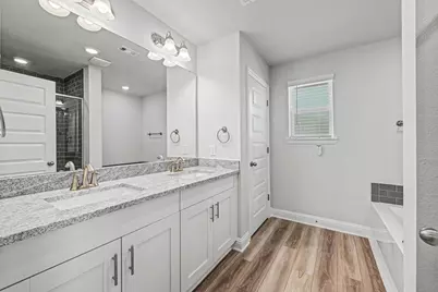 601 Greystone Lane, Angleton, TX 77515 - Photo 21