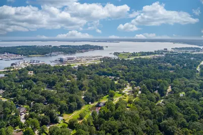 714 Shawnee, Conroe, TX 77316 - Photo 27
