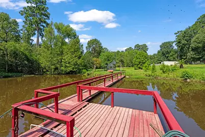 714 Shawnee, Conroe, TX 77316 - Photo 5