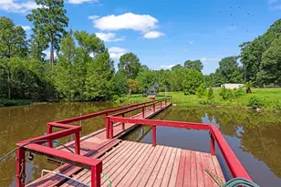 714 Shawnee, Conroe, TX 77316 - Photo 5