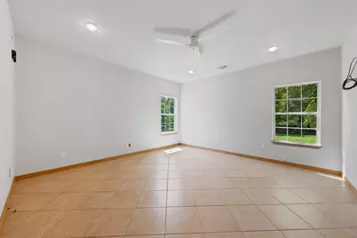714 Shawnee, Conroe, TX 77316 - Photo 19