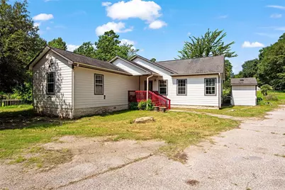 714 Shawnee, Conroe, TX 77316 - Photo 3
