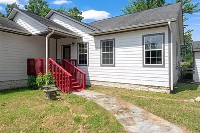 714 Shawnee, Conroe, TX 77316 - Photo 9