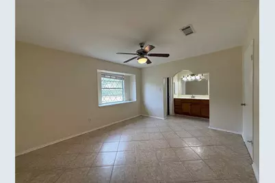 10119 Leawood Boulevard, Houston, TX 77099 - Photo 13