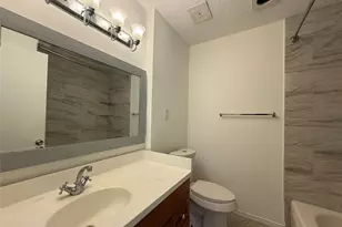 10119 Leawood Blvd, Houston, TX 77099 - Photo 9