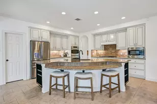 2212 Indigo Pass Ct, Friendswood, TX 77546 - Photo 7