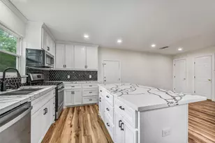 4712 33rd St, Dickinson, TX 77539 - Photo 11