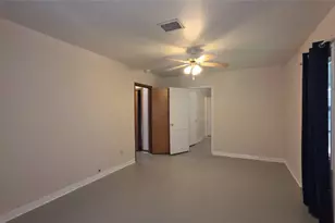 8510 Cowart St, Houston, TX 77029 - Photo 11