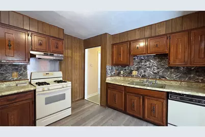 8510 Cowart Street, Houston, TX 77029 - Photo 7