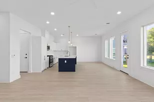 10092 Serrano Pk Dr, Houston, TX 77075 - Photo 7