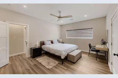 8815 Sharpview Drive, Houston, TX 77036 - Photo 21