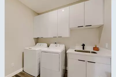 8815 Sharpview Drive, Houston, TX 77036 - Photo 27