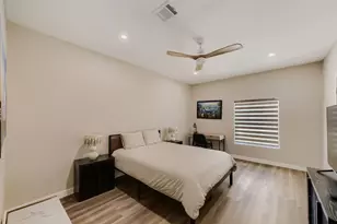 8815 Sharpview Dr, Houston, TX 77036 - Photo 15