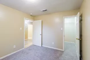 15515 Waverly Dr, Houston, TX 77032 - Photo 13