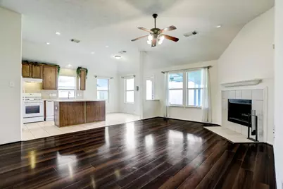 7605 Waterlilly Lane, Pearland, TX 77581 - Photo 5