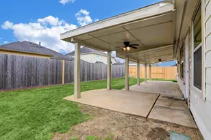 7605 Waterlilly Ln, Pearland, TX 77581 - Photo 15