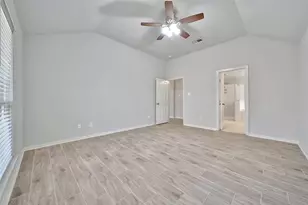 19310 Young Oak St, Spring, TX 77379 - Photo 11