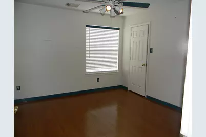 2322 Edgewood Drive, Missouri City, TX 77459 - Photo 11