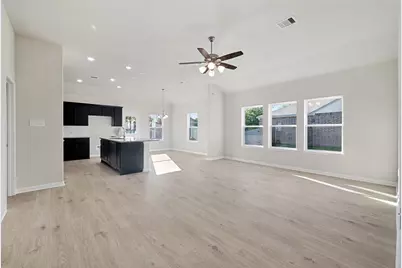 12375 Pecan Drive, Willis, TX 77318 - Photo 5