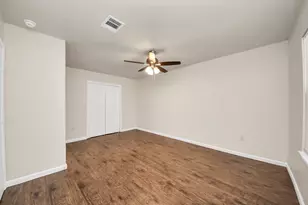 5126 Hull St, Houston, TX 77021 - Photo 25