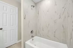 5126 Hull St, Houston, TX 77021 - Photo 33