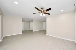 5126 Hull St, Houston, TX 77021 - Photo 11