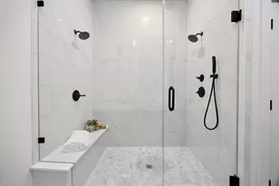 2125 Hoskins Dr, Houston, TX 77080 - Photo 21