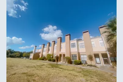 7900 Bissonnet Street #D8, Houston, TX 77074 - Photo 1