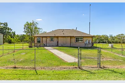 1005 County Road 164, Bay City, TX 77414 - Photo 19