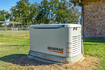 1005 County Road 164, Bay City, TX 77414 - Photo 23