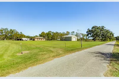 1005 County Road 164, Bay City, TX 77414 - Photo 37